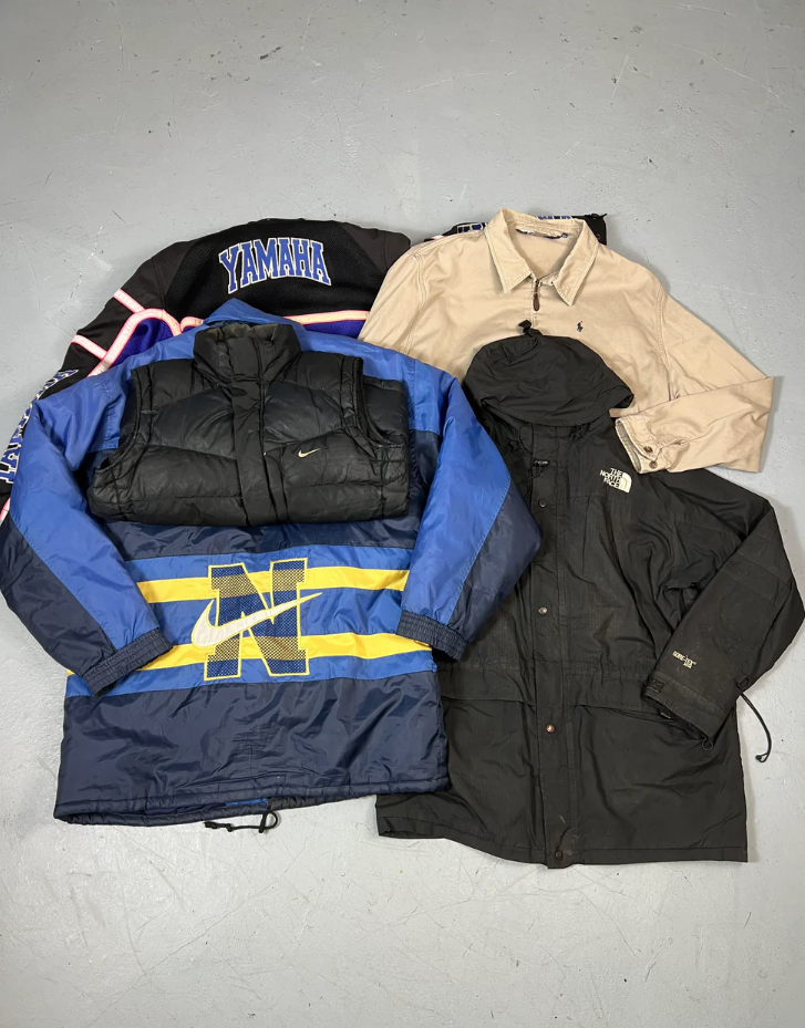 ABRIGOS Y PUFFER DE MARCA